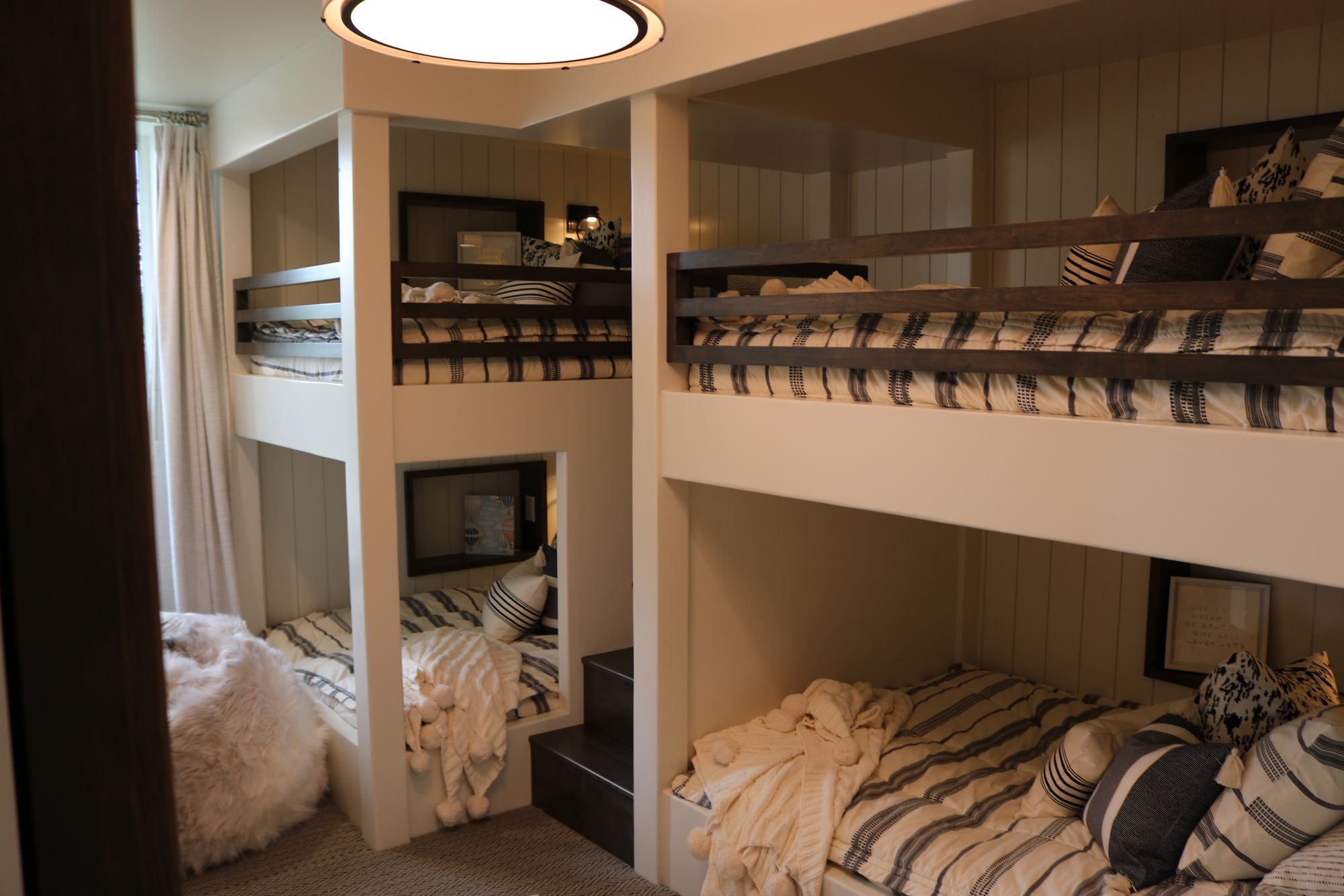 Built-in bunk room, Millview Renovation